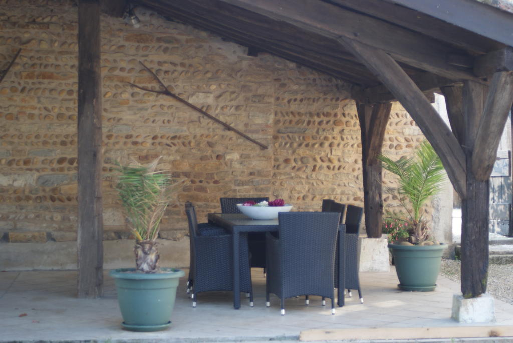 Le Moulin De Champagne Bed & Breakfast Viriat Bagian luar foto