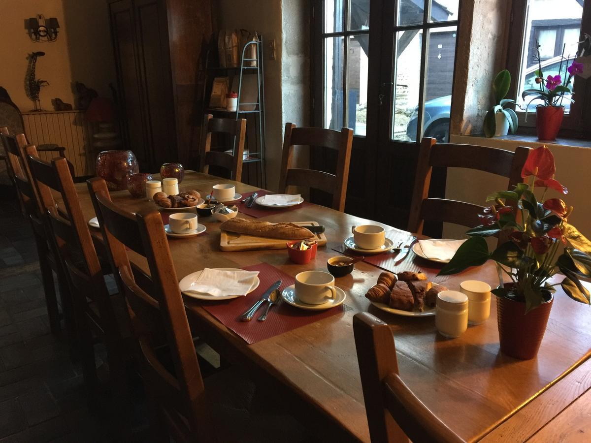 Le Moulin De Champagne Bed & Breakfast Viriat Bagian luar foto