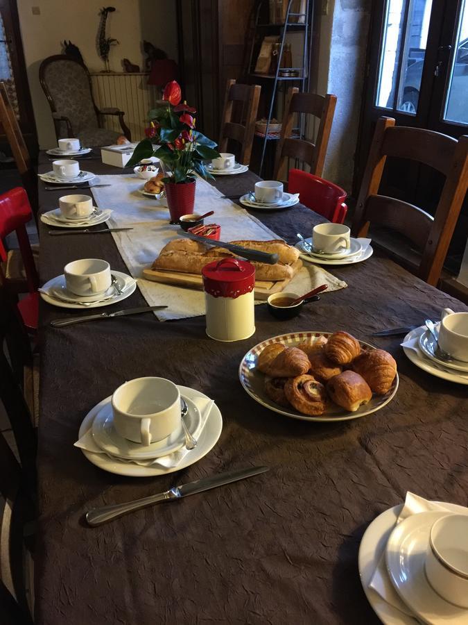 Le Moulin De Champagne Bed & Breakfast Viriat Bagian luar foto