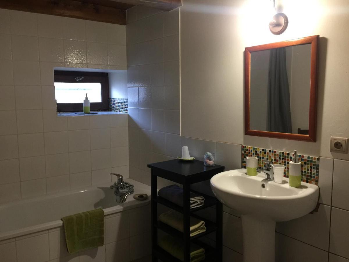 Le Moulin De Champagne Bed & Breakfast Viriat Bagian luar foto