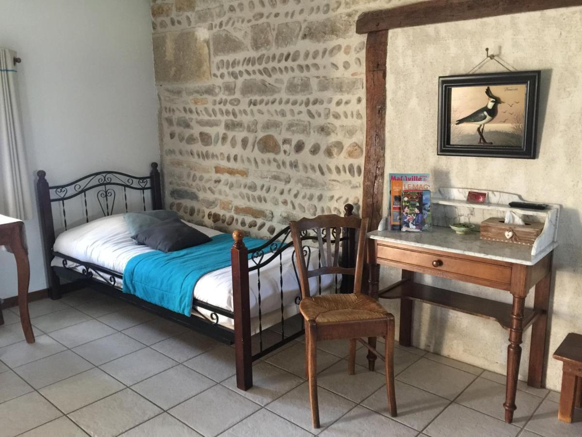 Le Moulin De Champagne Bed & Breakfast Viriat Bagian luar foto